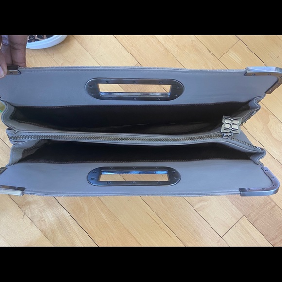 BCBG large clutch - Picture 3 of 7